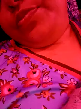 peu8 online show from February 3, 5:50 pm