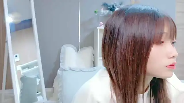 ayu-jpnk online show from December 14, 7:58 am