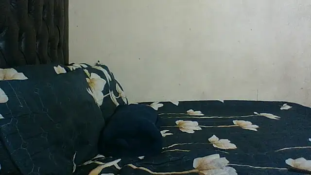 BustyBabyJ online show from October 24, 10:55 am