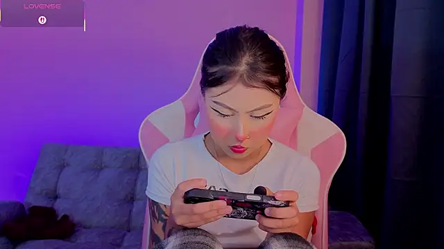 sharonbone online show from May 30, 2:42 am