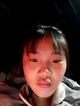 uyen syx online show from January 8, 11:09 pm