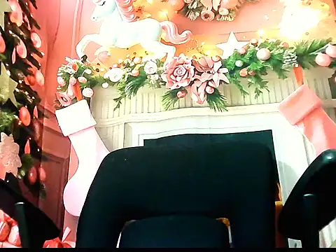 sofi sexxt online show from December 15, 4:45 pm