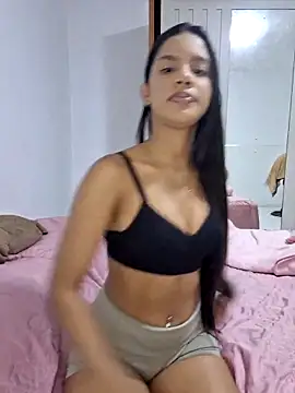 meenina veneno online show from April 2, 10:07 pm