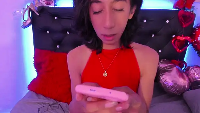 RossieCooper online show from February 27, 8:08 pm