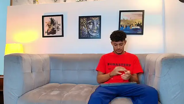 DIAMOND BLACKS online show from February 24, 7:51 am