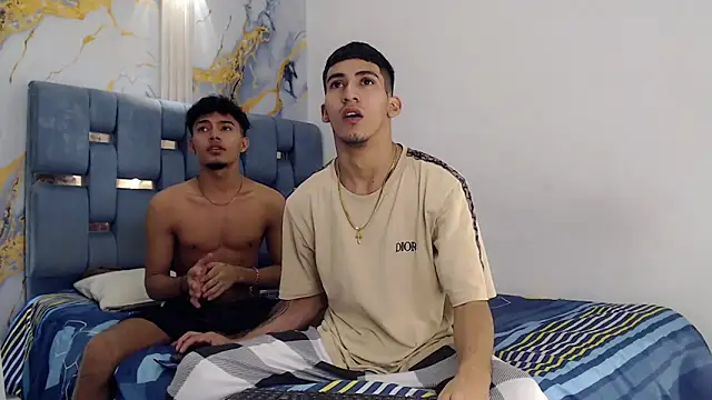 DIAMOND BLACKS online show from April 2, 7:17 am