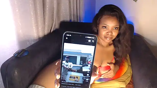 UzuriZahra01 online show from February 17, 8:46 am