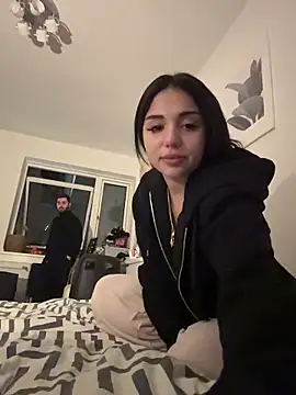 SilkyMira online show from February 14, 8:00 pm