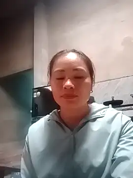 honey-kis online show from December 15, 5:01 am