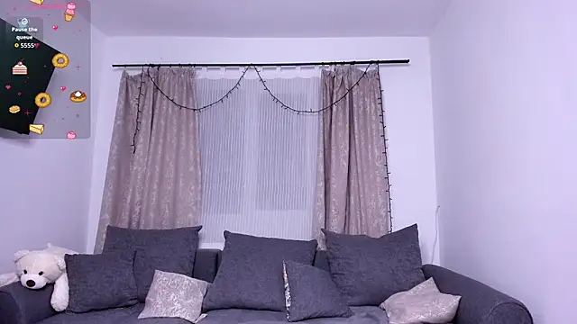 SweetViperr online show from February 5, 8:34 pm