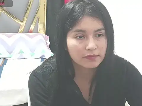 kangomez19 online show from December 20, 1:42 am