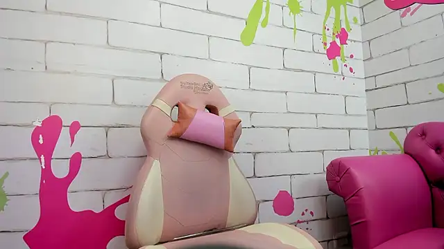 Jadde Greyy  online show from March 19, 3:00 am