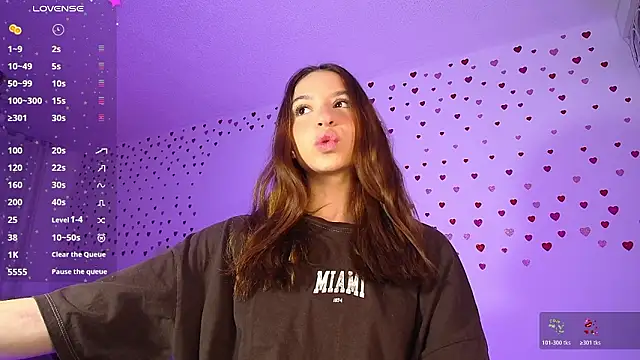 alina lee online show from February 24, 2:11 am