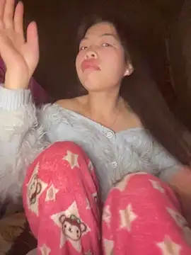 lux-su online show from March 10, 6:12 pm