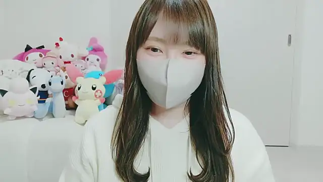 yuyuchan   online show from April 14, 10:15 am