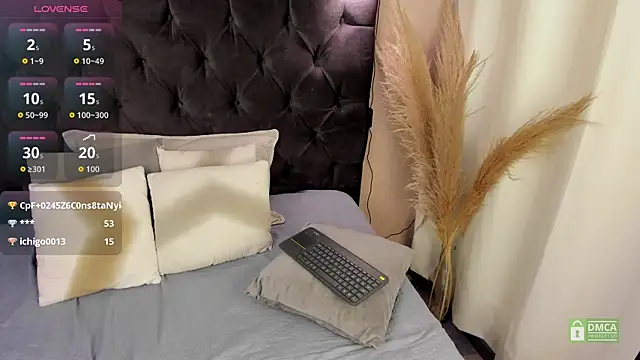 evangelineroos online show from February 25, 3:10 pm