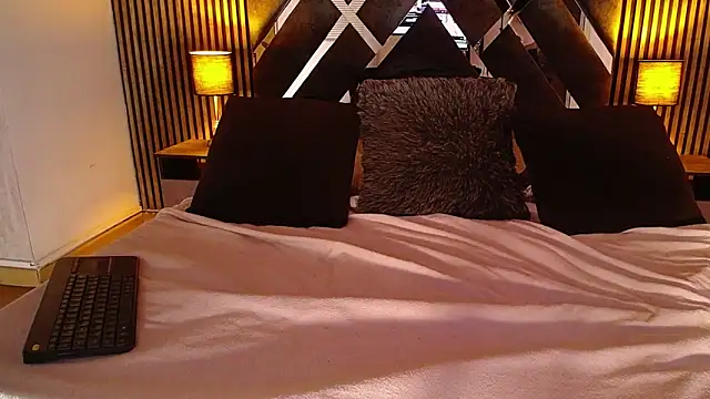 Amy channel online show from February 5, 1:03 pm