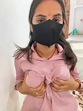 Pooja Love143 online show from June 2, 4:24 am