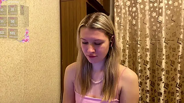 SkyeDavis online show from January 8, 8:13 pm