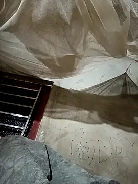 May-Ne online show from April 2, 3:20 pm