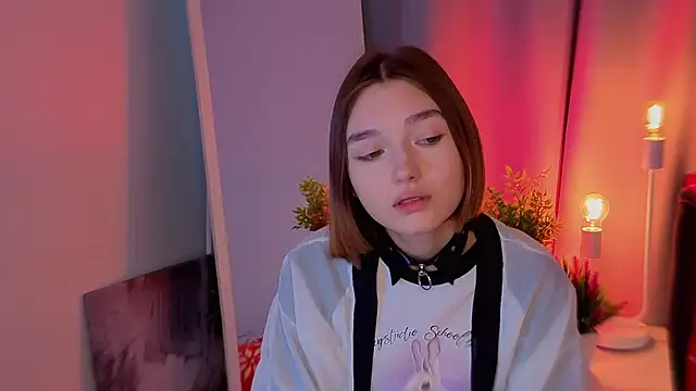 Leyla crsh online show from February 23, 6:57 am