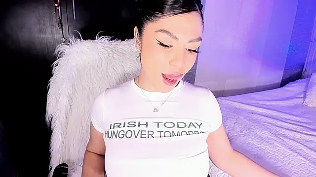 AntonellaFerrerr 1 online show from March 13, 1:23 pm