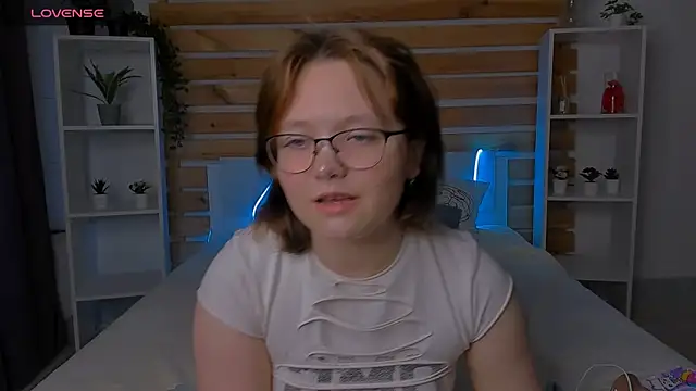 Mary Bryantt online show from February 24, 1:27 am