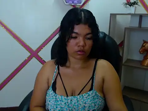 Heidy Colins online show from February 3, 4:10 am