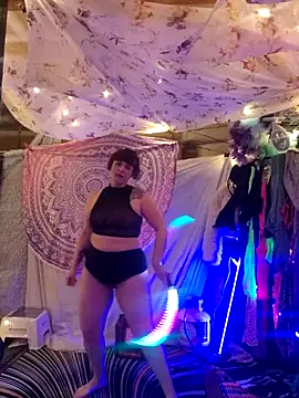 infinirose online show from March 11, 9:35 am