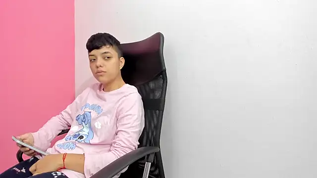 ariloe quintero online show from March 24, 2:11 pm