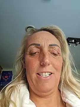 theblondecocklover online show from March 21, 8:52 am