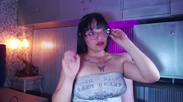 HankMelodi online show from February 21, 8:09 pm