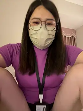 lele-520 online show from March 3, 3:18 pm