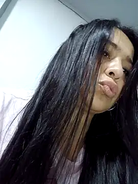 violet  rouse   online show from February 17, 2:55 am