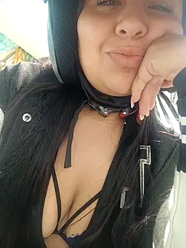 violet  rouse   online show from February 8, 2:10 pm