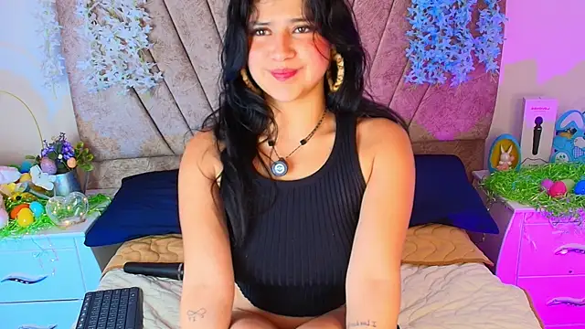 hannaa cute online show from April 8, 3:36 pm