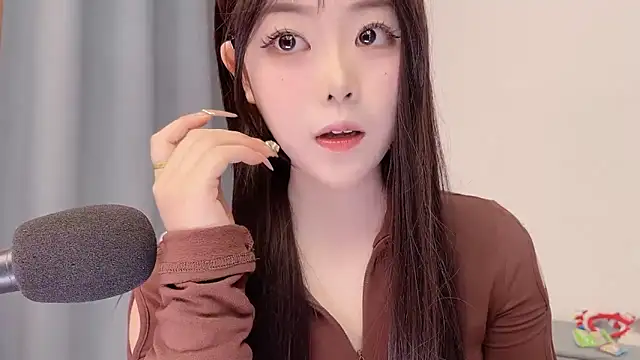 smalldaisy online show from March 30, 2:55 am