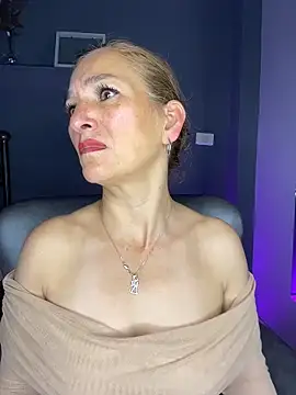 JennaMilf  online show from April 1, 7:11 pm