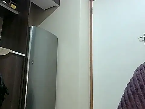 sweetmellons30 online show from January 9, 7:51 pm