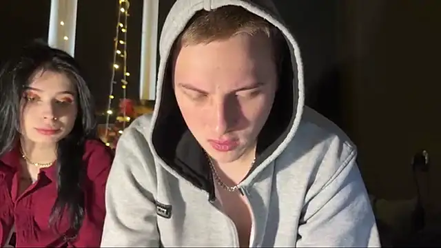 love4couple online show from April 17, 6:48 am