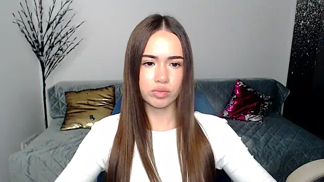 heiley love online show from December 22, 4:10 pm