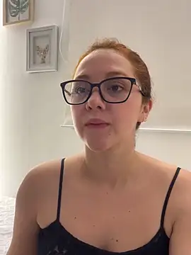 heizelll online show from May 5, 2:36 am