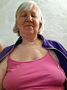 KlaudiaDarling online show from June 3, 2:33 pm