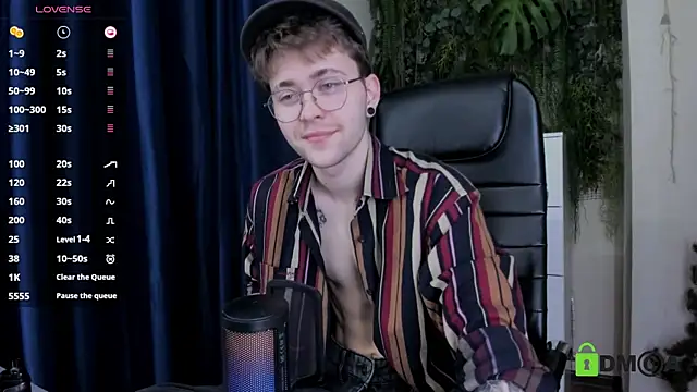 Tomas Norton online show from March 20, 3:50 pm