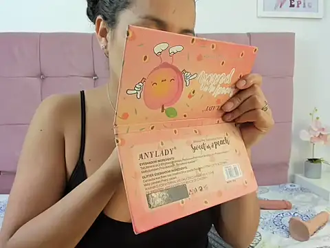 MiaKleinX online show from March 2, 8:48 pm