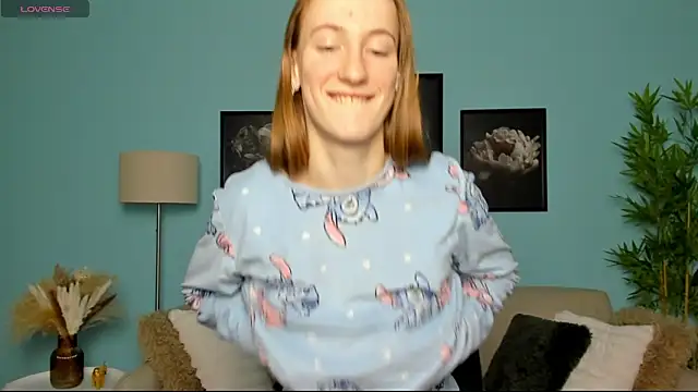 Jaidii  online show from February 7, 8:13 pm