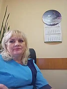 AliceStar333 online show from January 8, 9:24 am