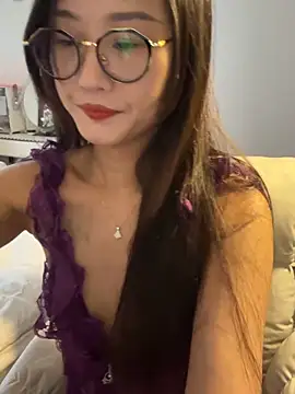 AnnieLi888 online show from February 7, 7:12 am