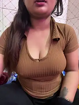 Curvy Anaya online show from January 19, 4:14 pm