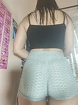 Lara queenxxx online show from March 16, 11:36 am